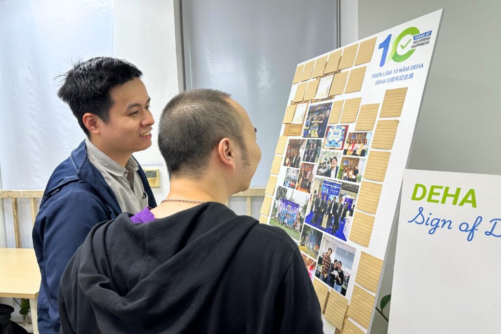 trien-lam-10-nam-deha-14