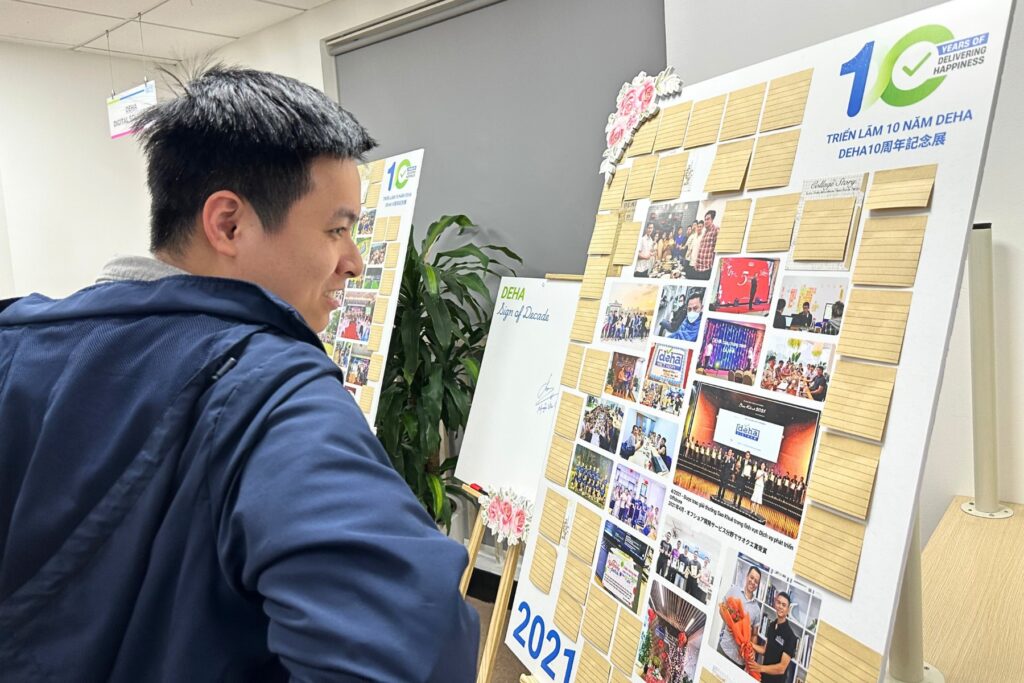 trien-lam-10-nam-deha-16