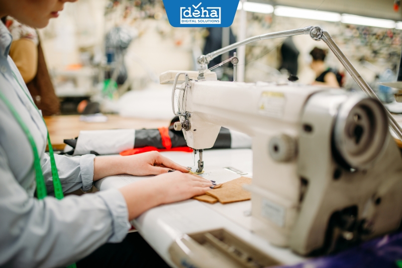 Sản xuất may mặc có đặc thù đa công đoạn, phụ thuộc tay nghề công nhân và dễ biến động theo từng mã hàng